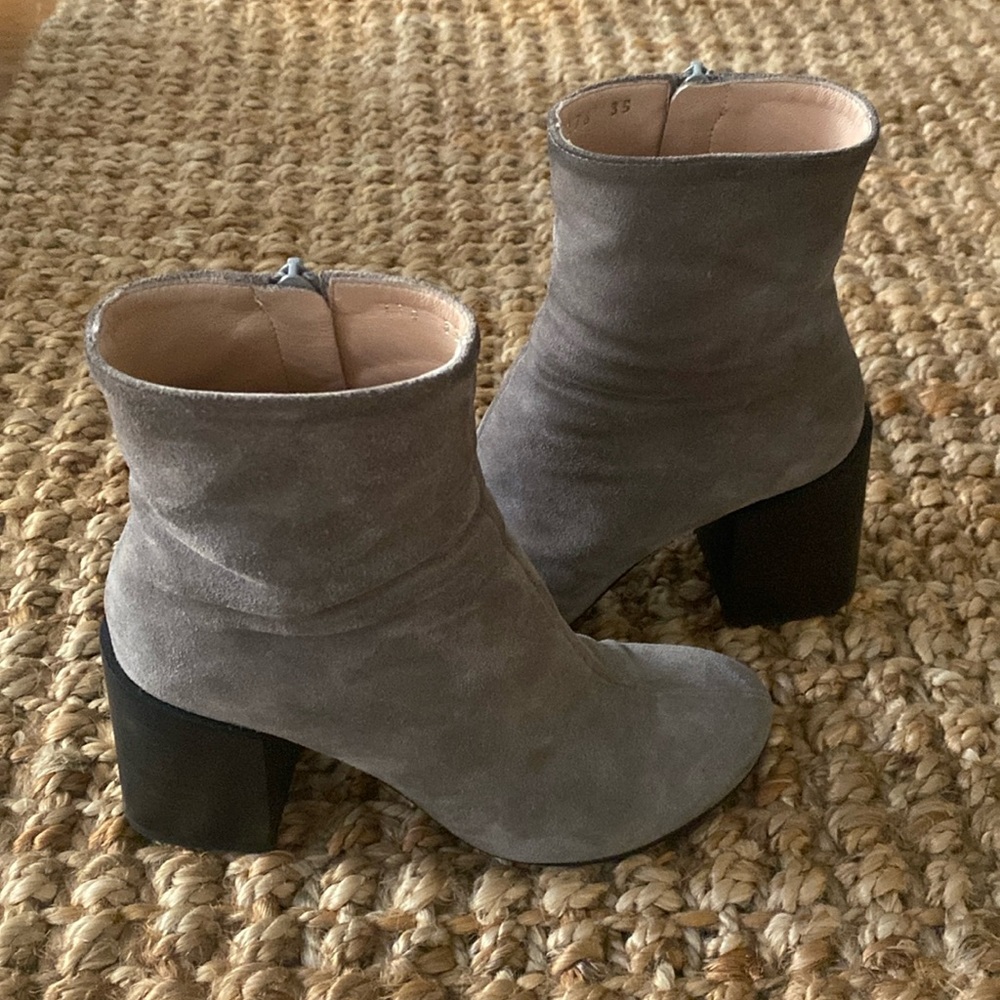 Acne Studios Cypress Ankle Boots in Grey Suede 35